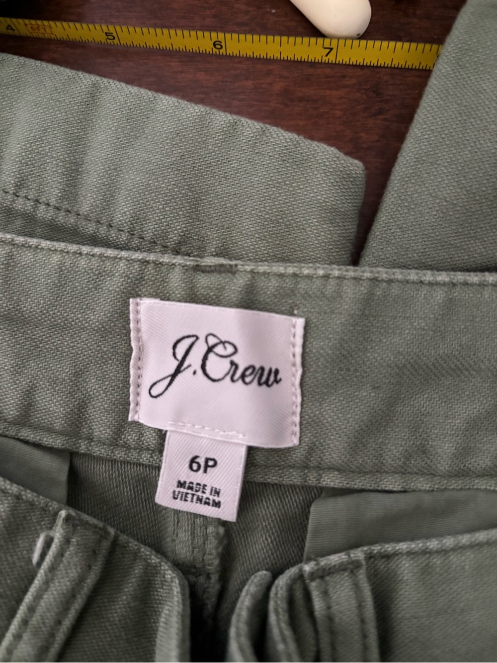 NWOT. J Crew straight cropped pants. - Picture 4 of 10